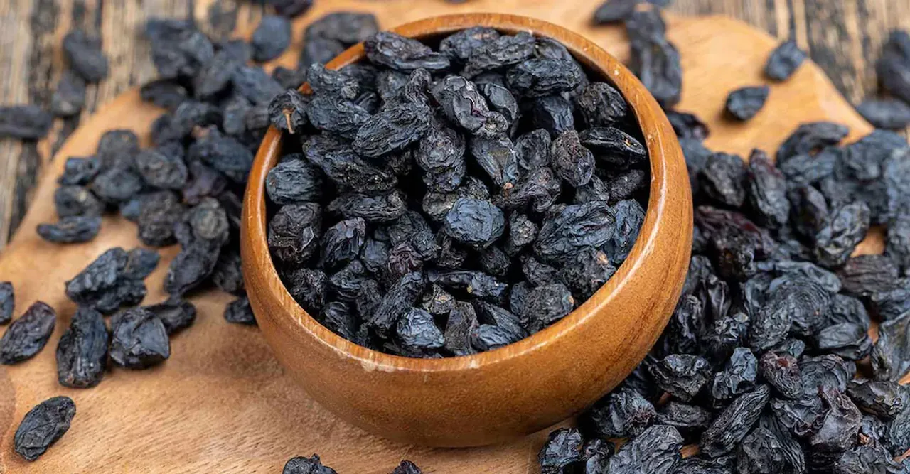 black-raisins