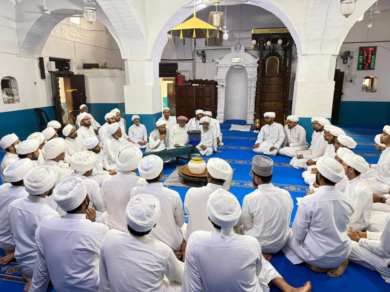 d984297d-19e3-4228-9af1-fcbaa674a076