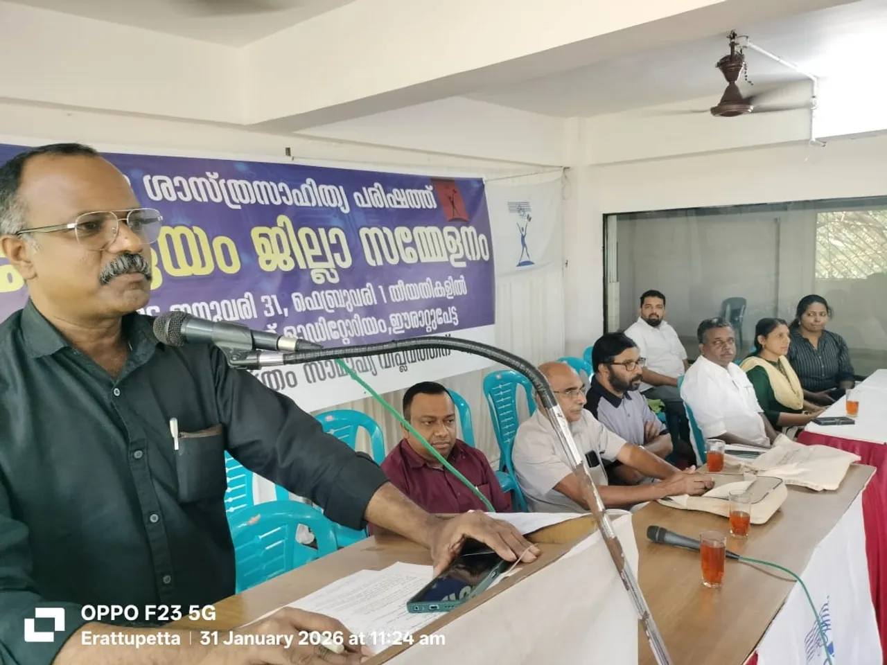 a53b78fb-b7ed-4019-9889-ca4f2c481fa3