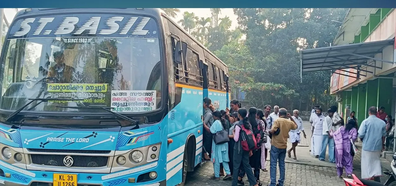 pallithazham bus stand