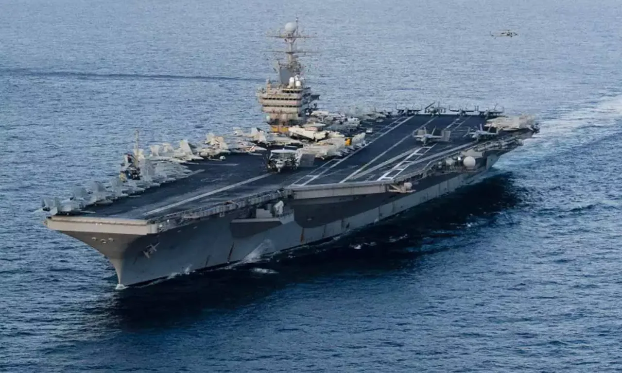 1527016-uss-abraham-lincoln-9876