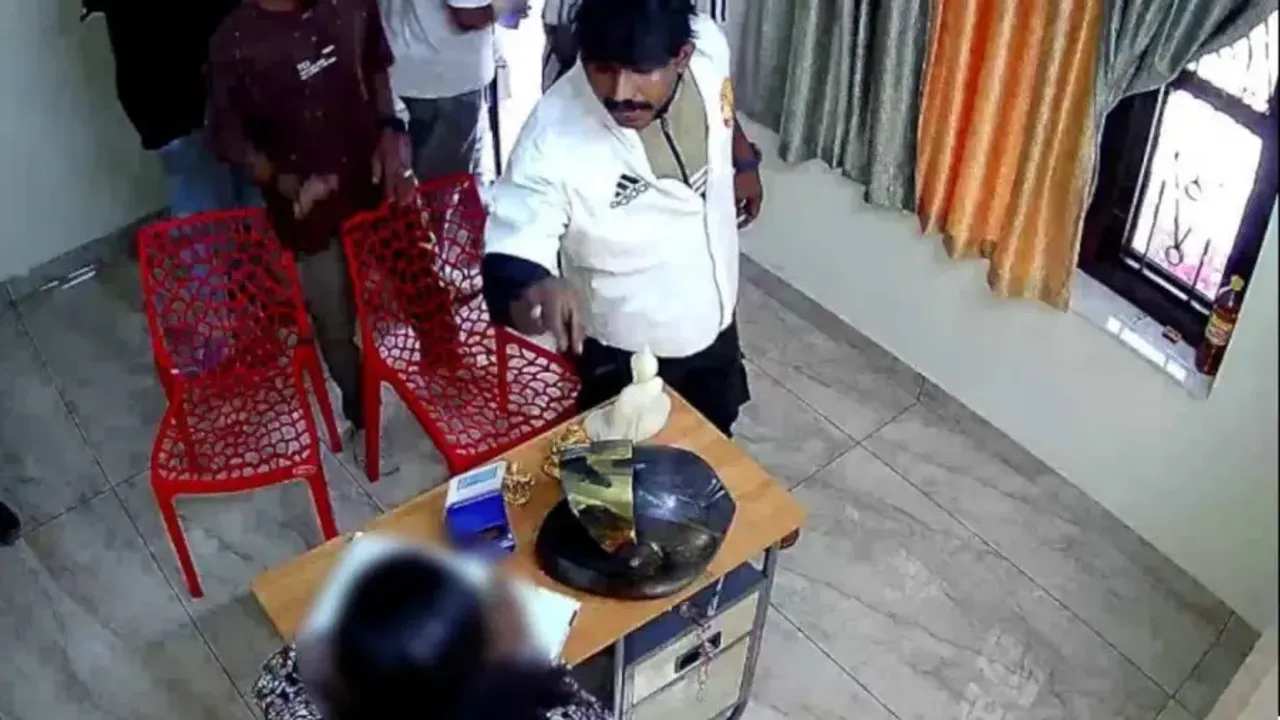 thiruvallaspaattack-1770360987381-4ced8ce2-6bd1-4122-9048-5d4f6a8fbd25-900x506