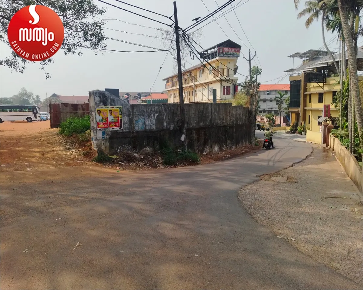 chottanikkara muriyamangalam road