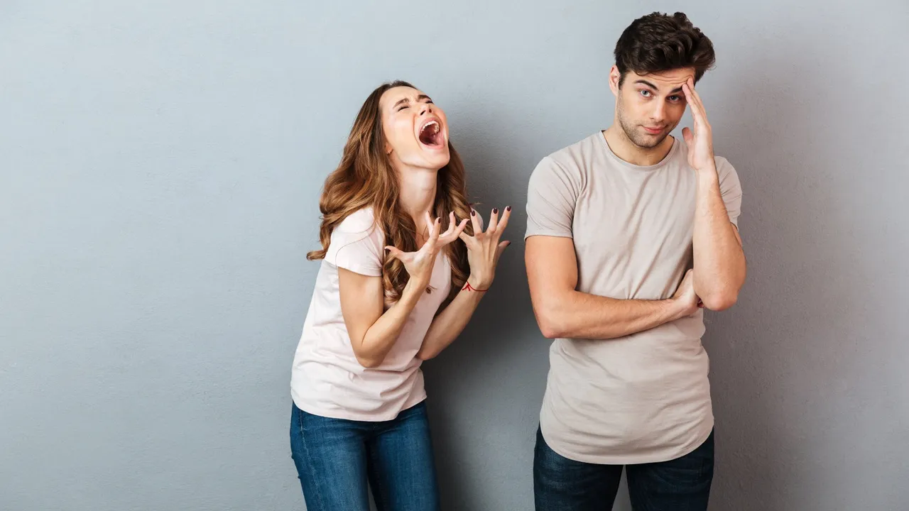 how-to-handle-your-girlfriend-when-shes-on-her-period