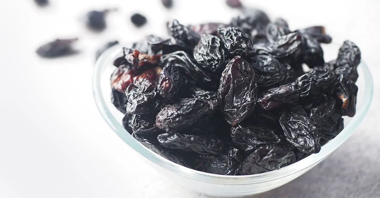 black-raisins-healthy