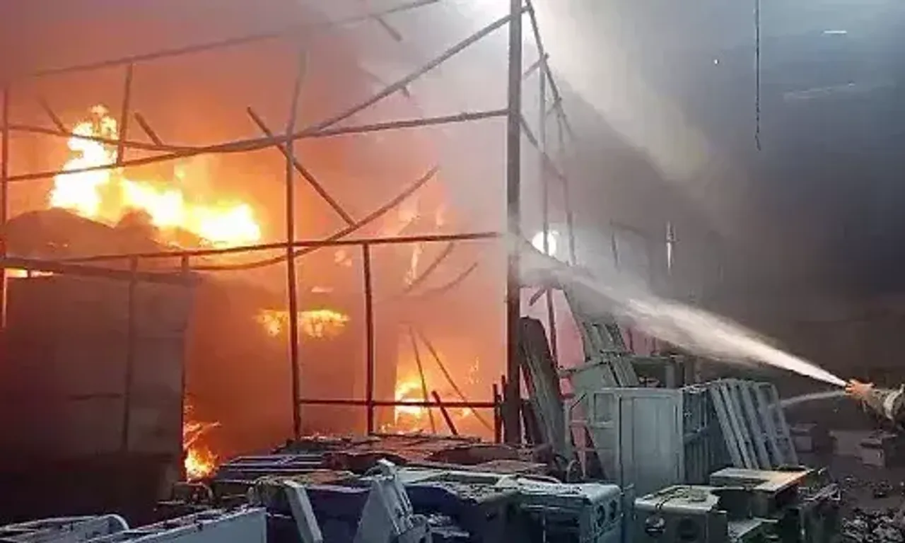 500x300_424926-12-killed-in-blast-at-explosives-factory-in-maharashtras-nagpur