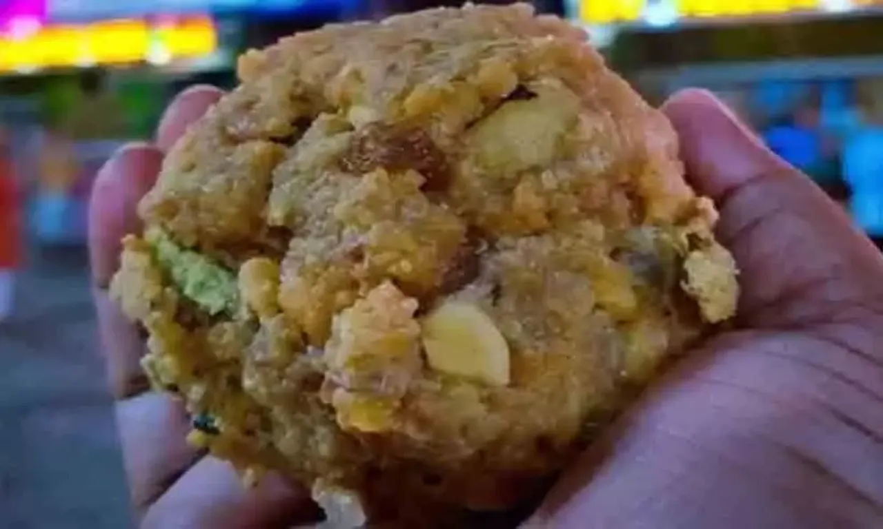 2393963-laddu