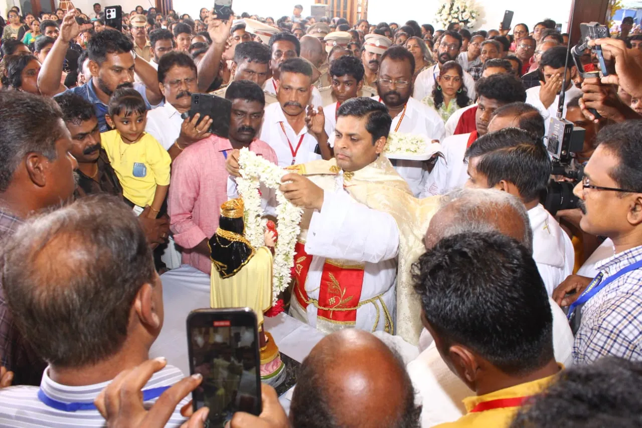 7af78d73-60ad-4544-8ab7-87ed366b7acc