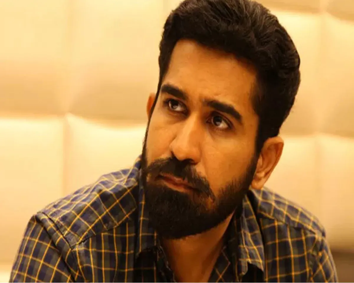 vijay antony n.jpg