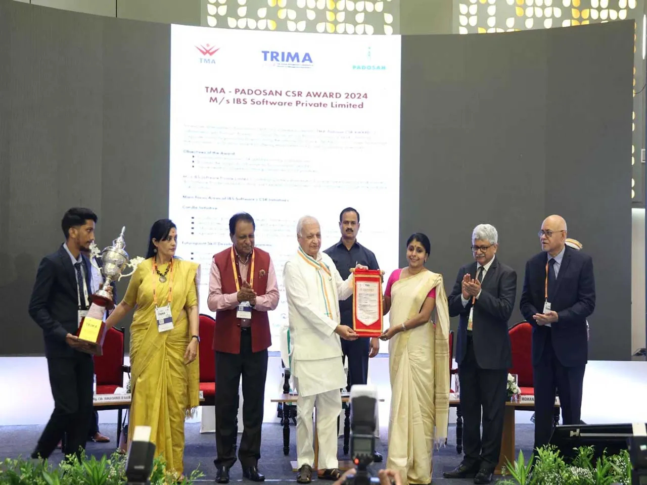 tma award1.jpg