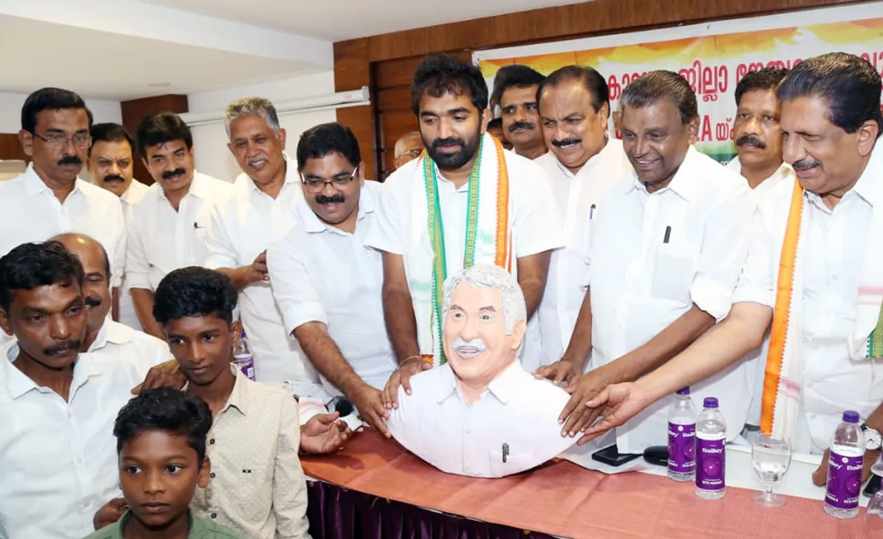 oommen chandy sculptur