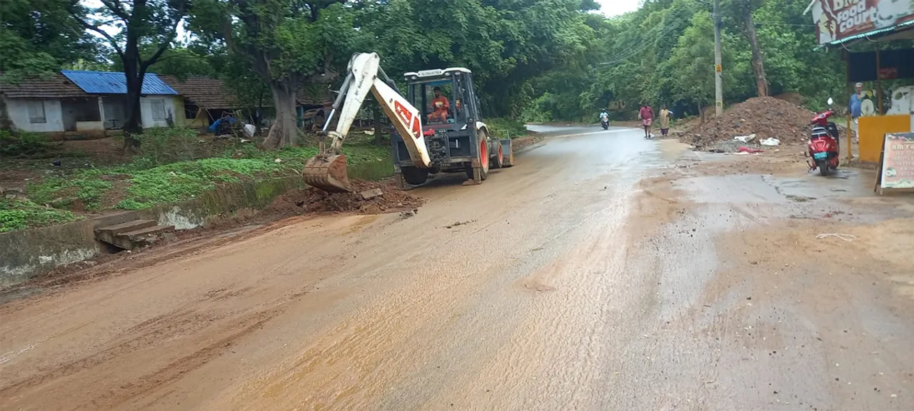 mud on the road cleared