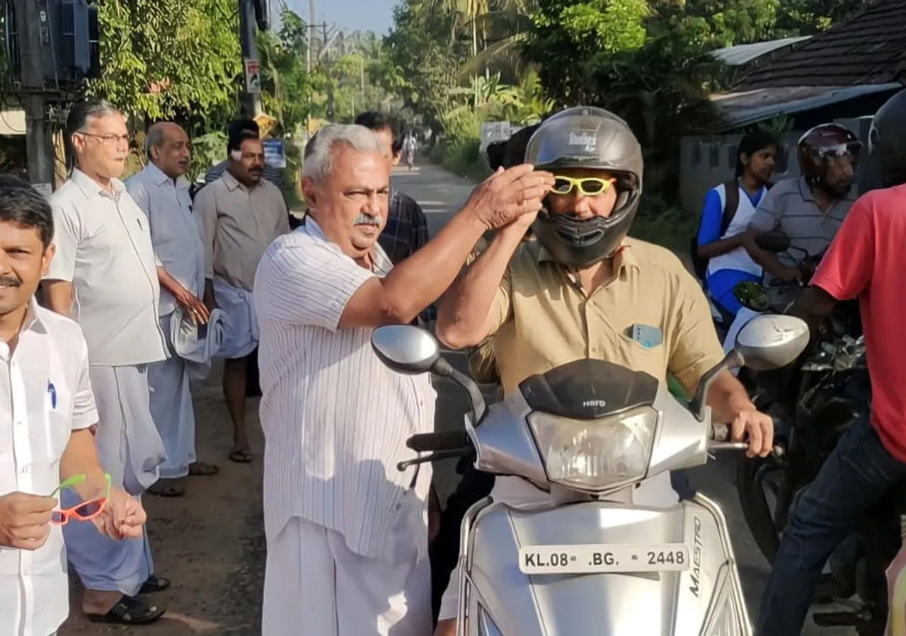road collapsed protest