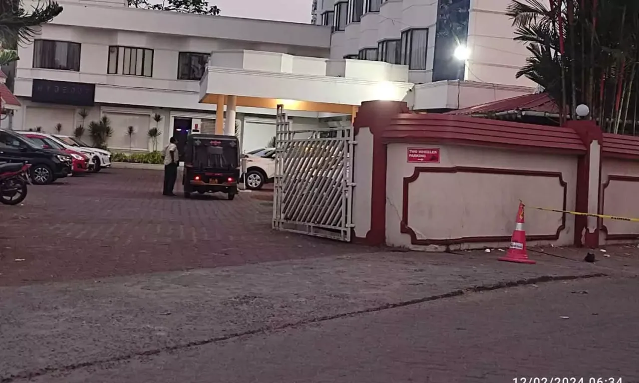 kochi bar.jpg
