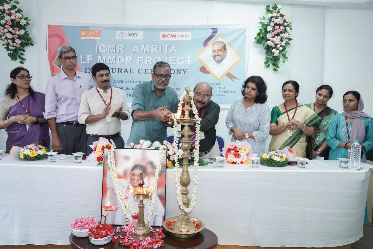 67uiokjhtr56789oiu76