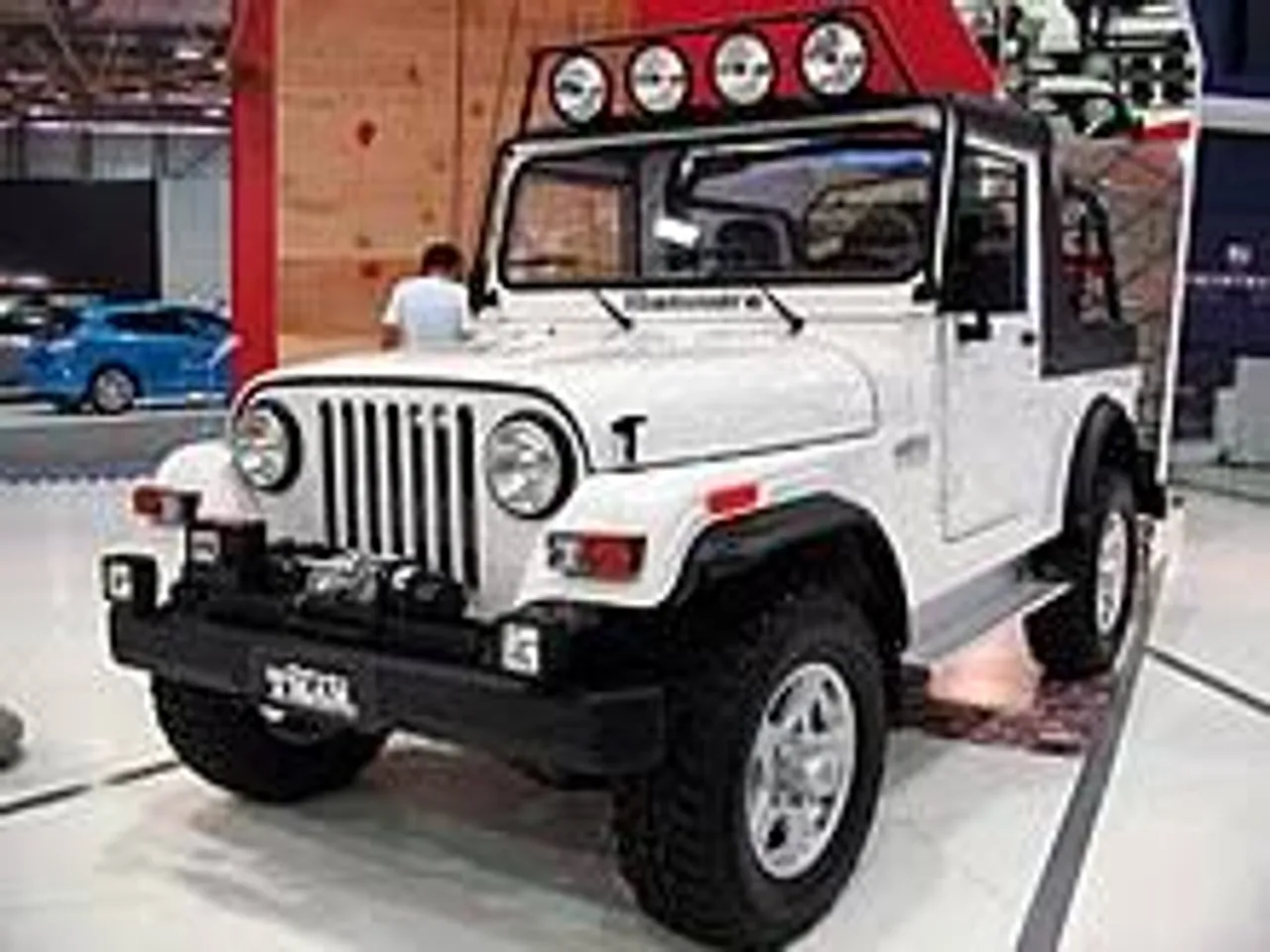 [poiuy876t