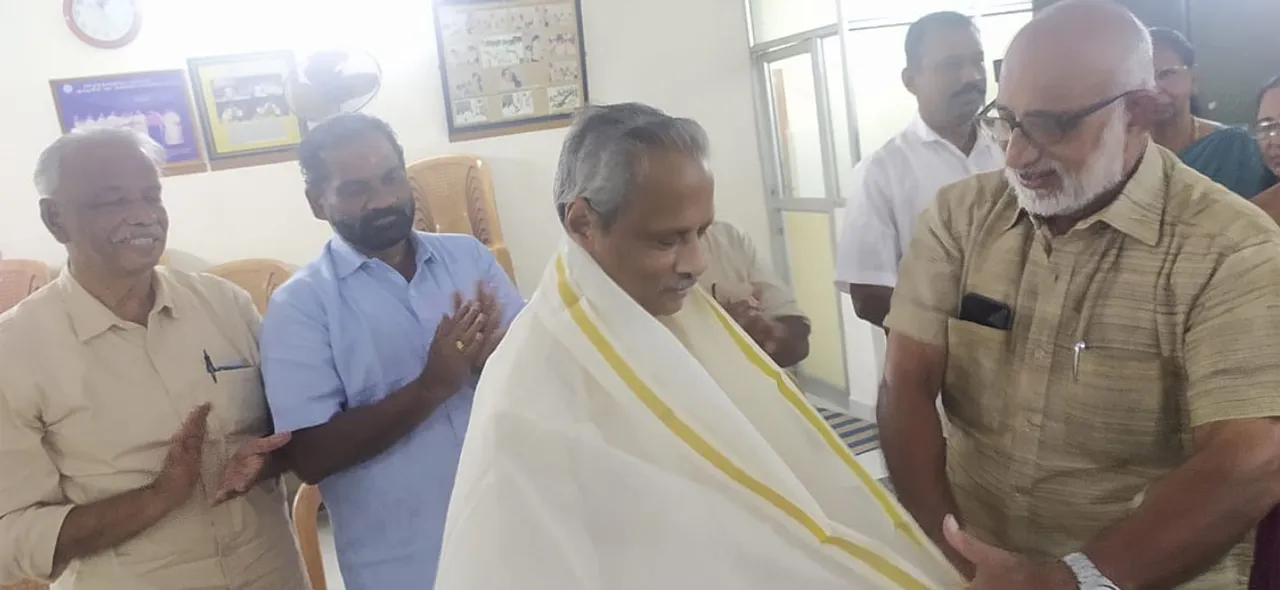 as chandramohan honoured