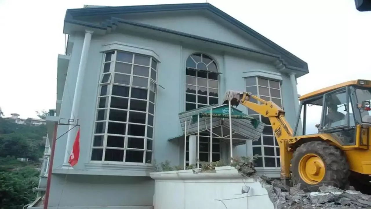 munnar eviction