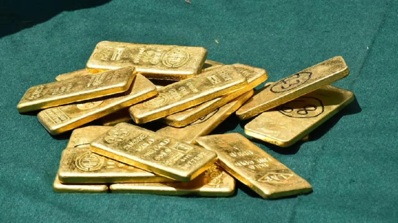 gold Untitledvi