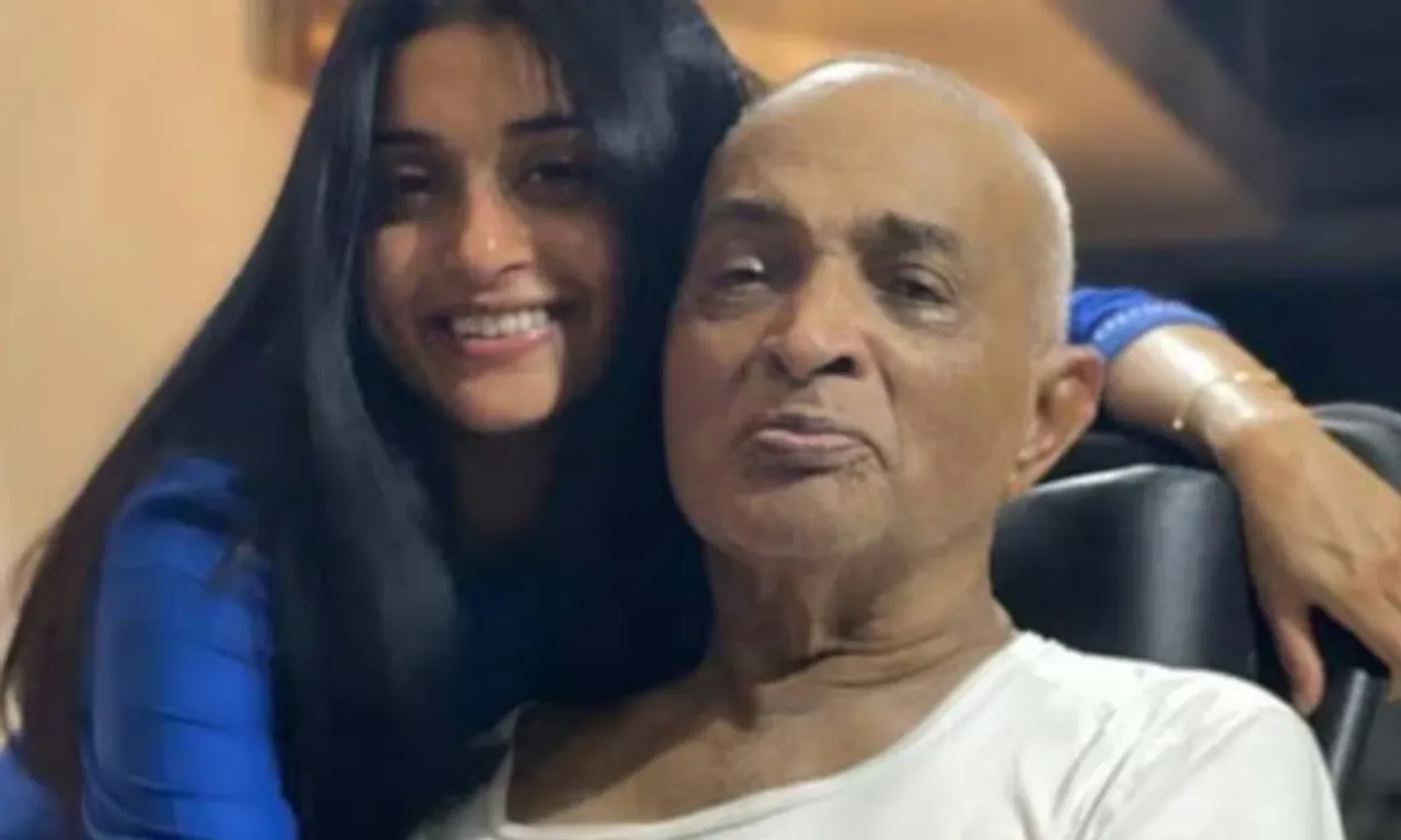 meera jasmine father.jpg
