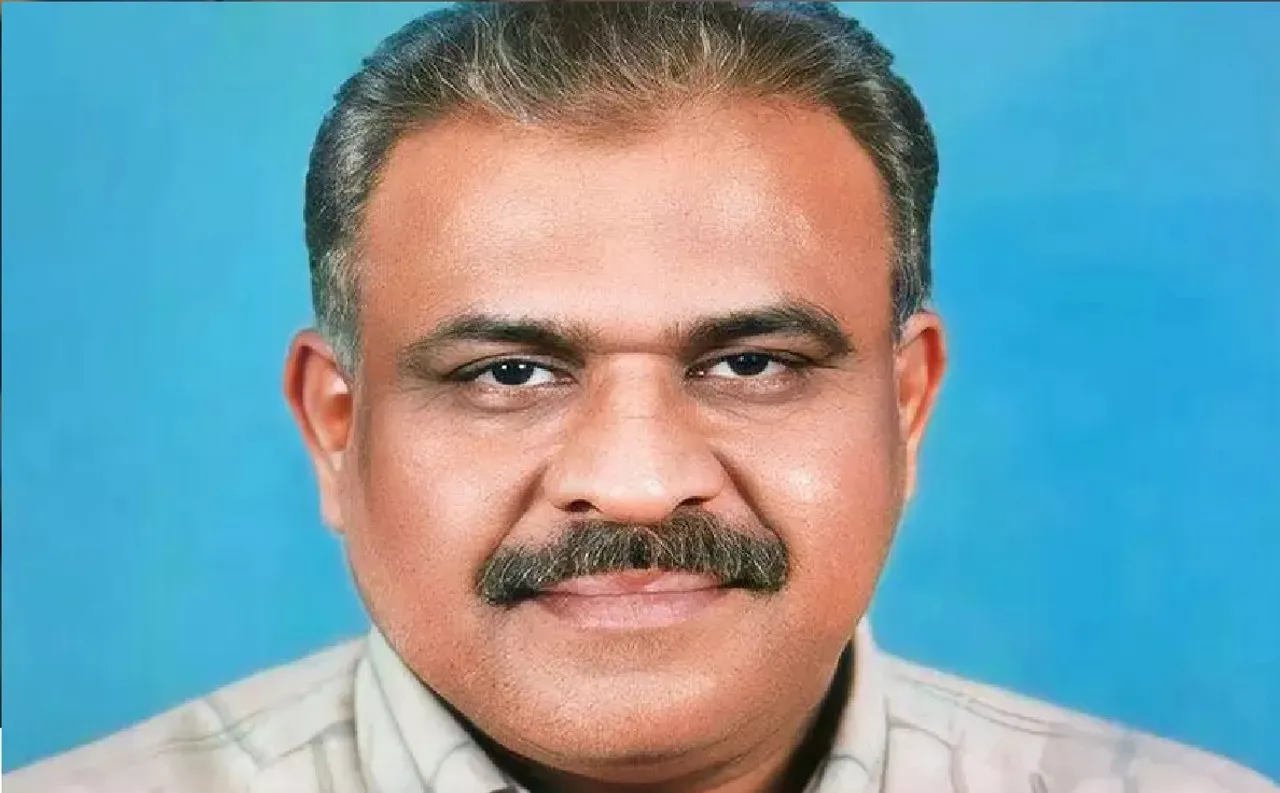 aalokkoya Untitledair