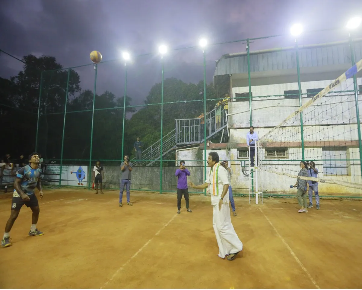 ball cxhazhikkadan.jpg