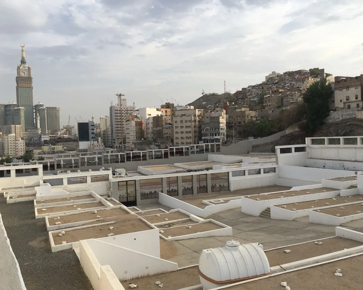 THE MAQBARA IN MAKKAH