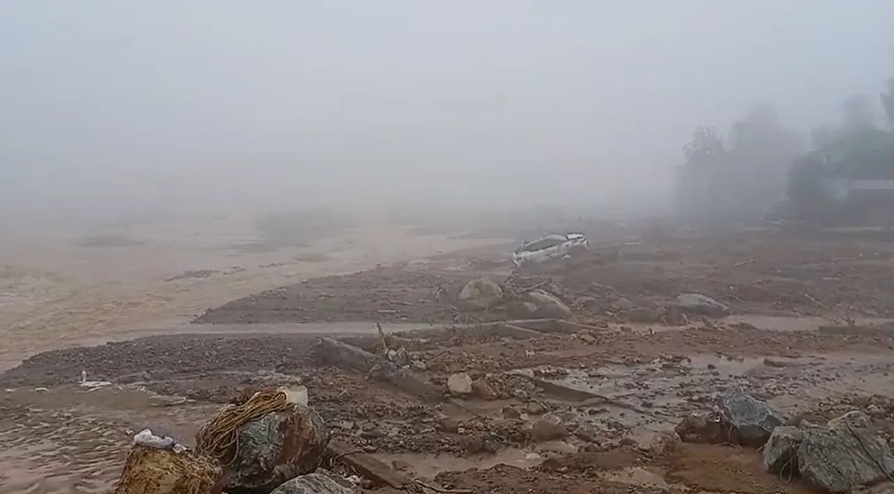 1 mundakai landslide