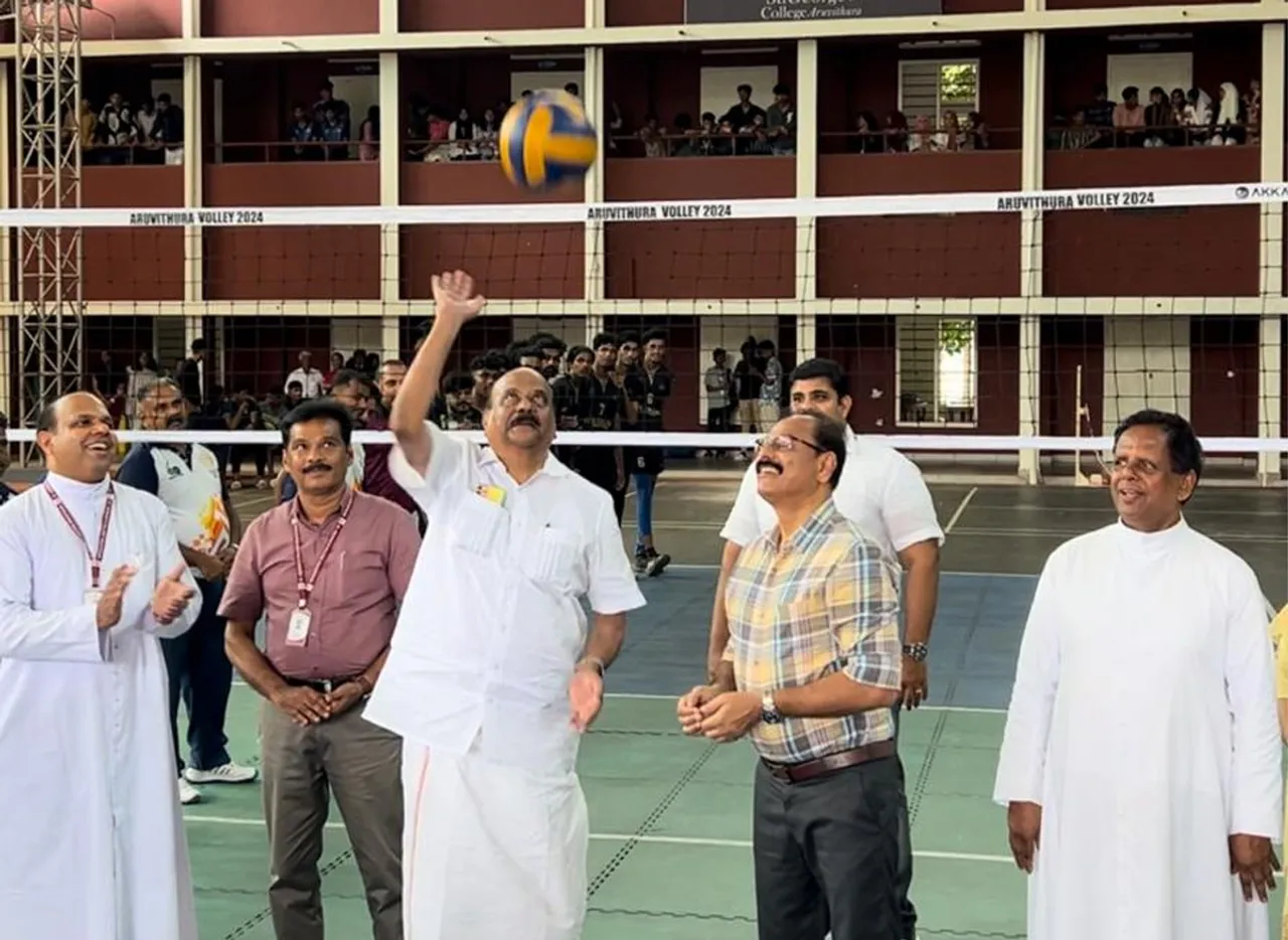 aruvithura volley-2
