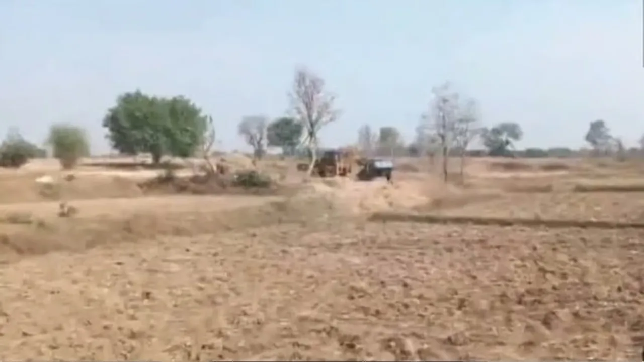 mafia Untitled33453.jpg