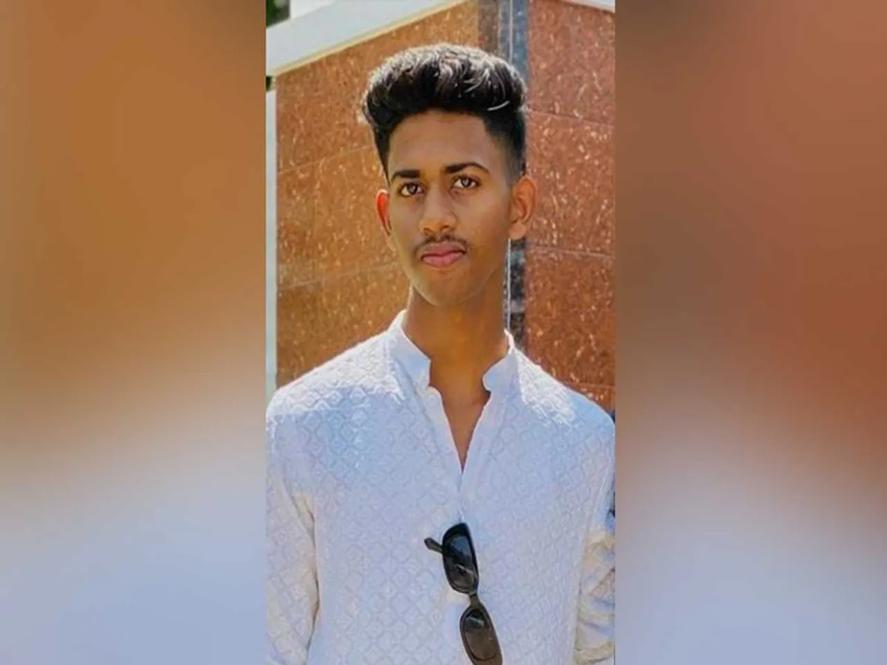 student tcr shoke1.jpg