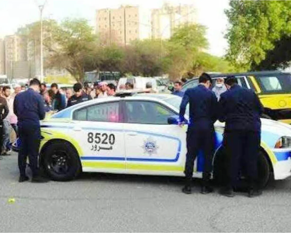 kuwait traffic pol.jpg