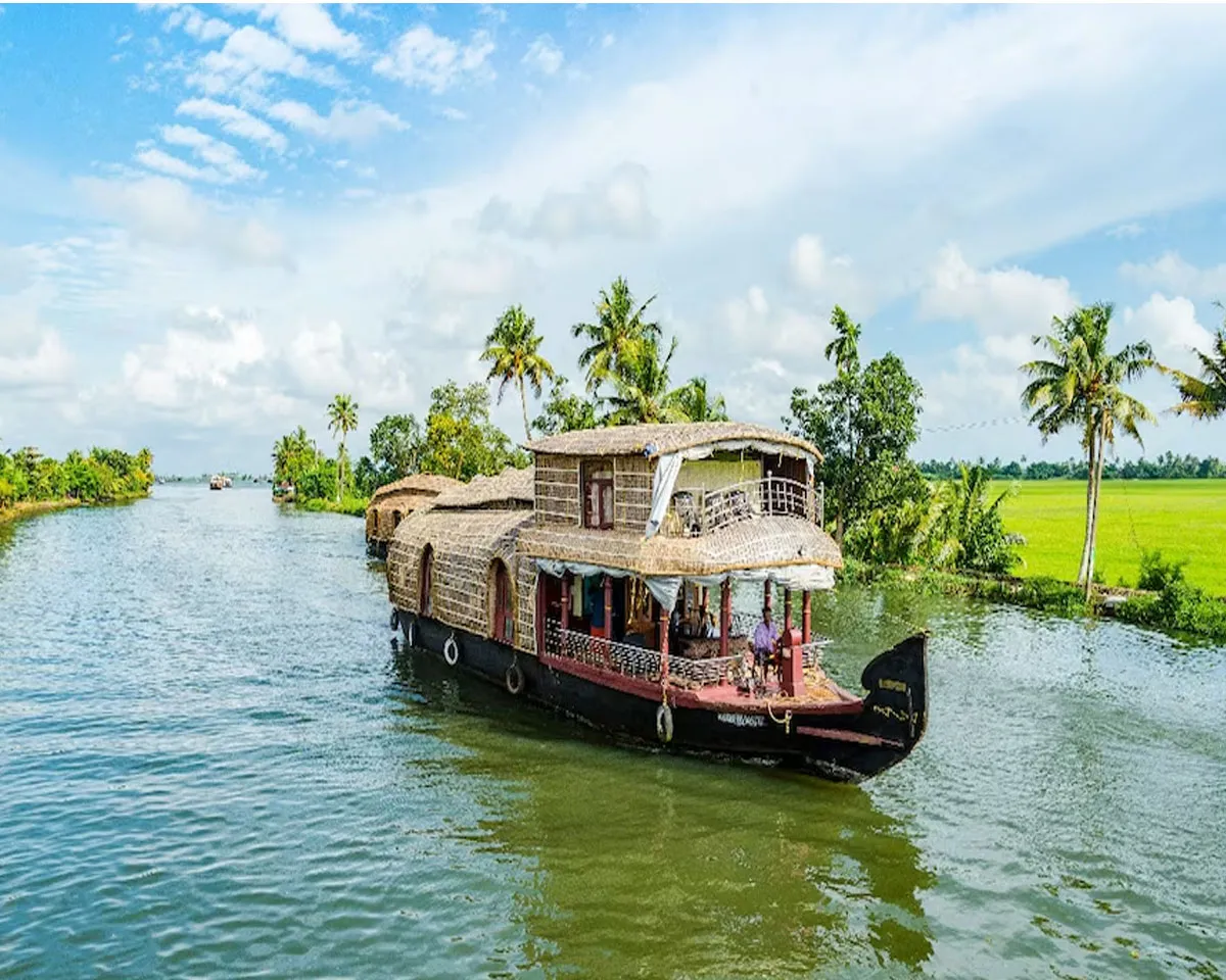 house boat.jpg