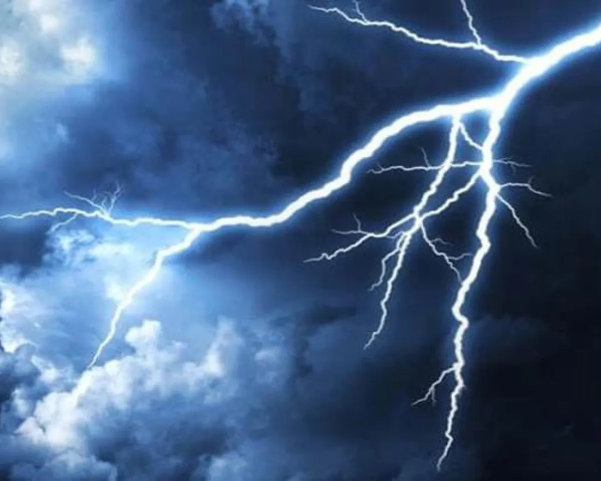 lightning warning