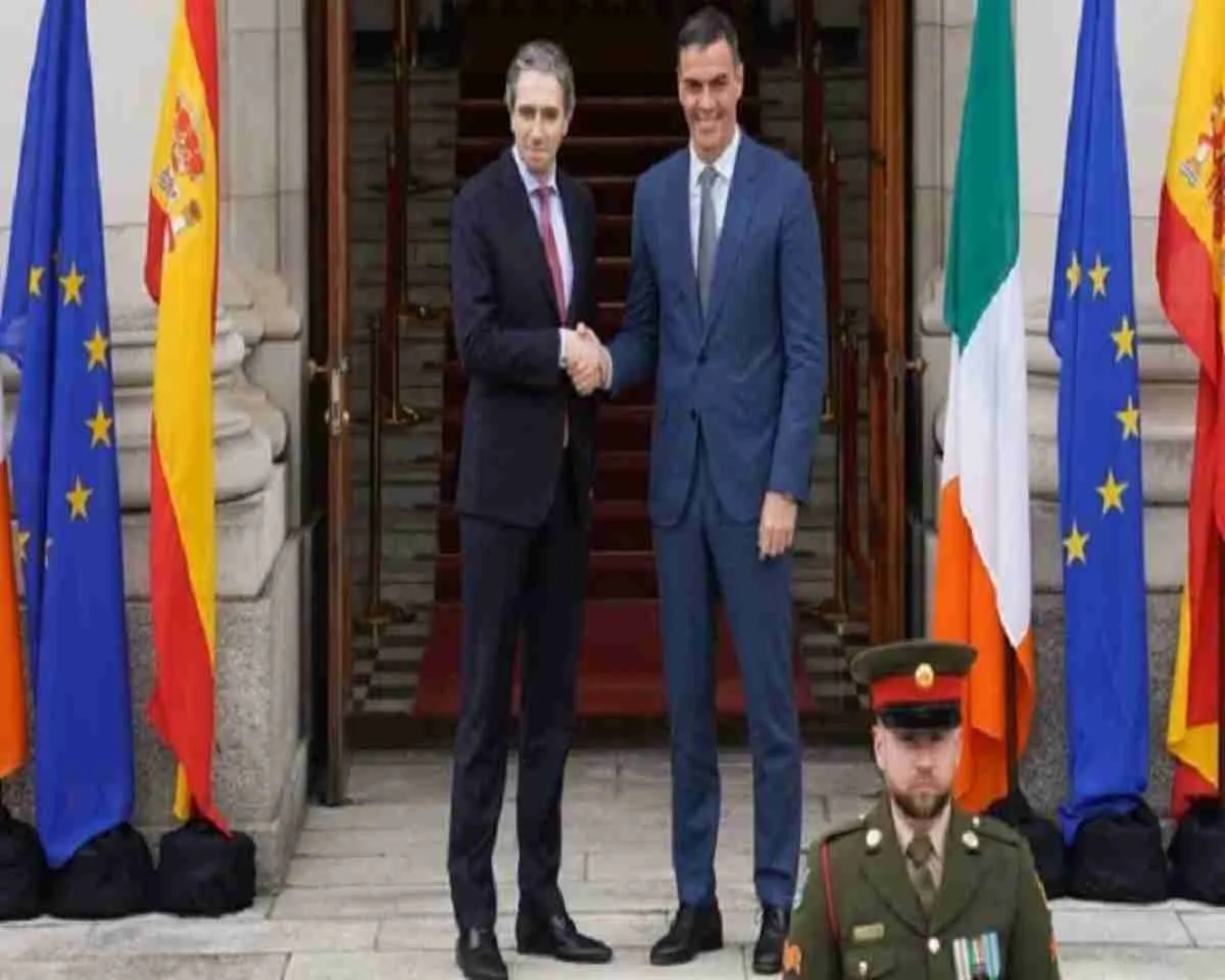 hgfcdrtyu76