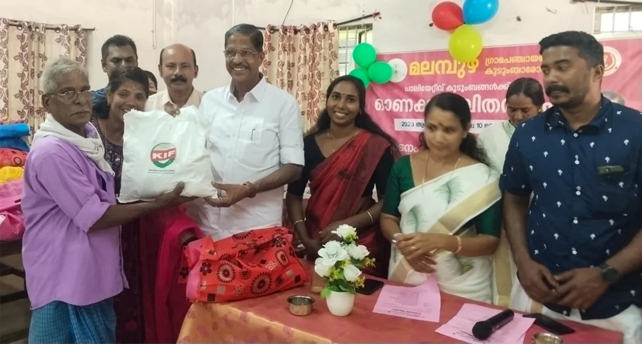 onam kit distribution palakkad