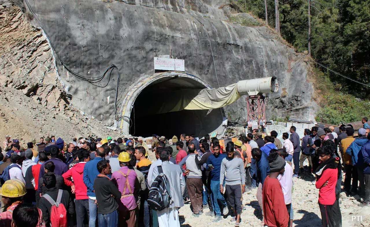 1397736-tunnel-rescue.webp