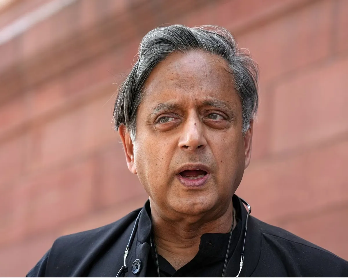 sasi taroor sham