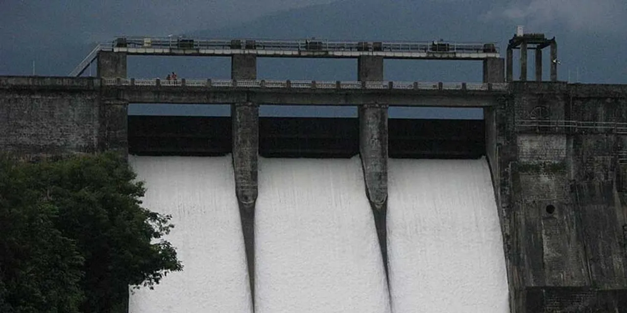 kanjirappuzha dam