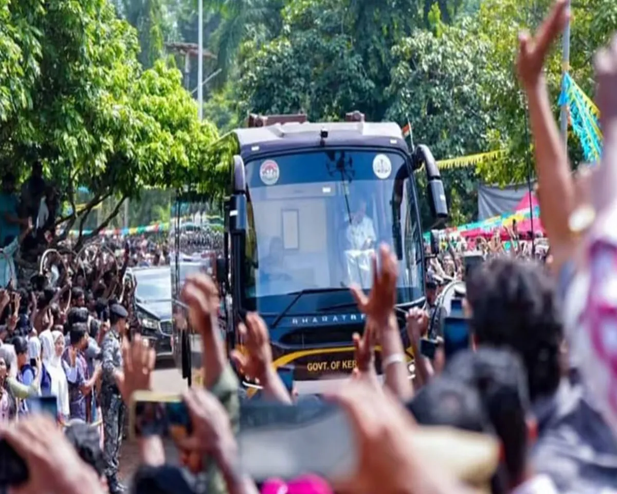 navakerala bus good.jpg