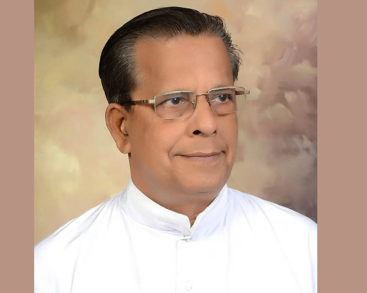 father kozhuvanal.jpg