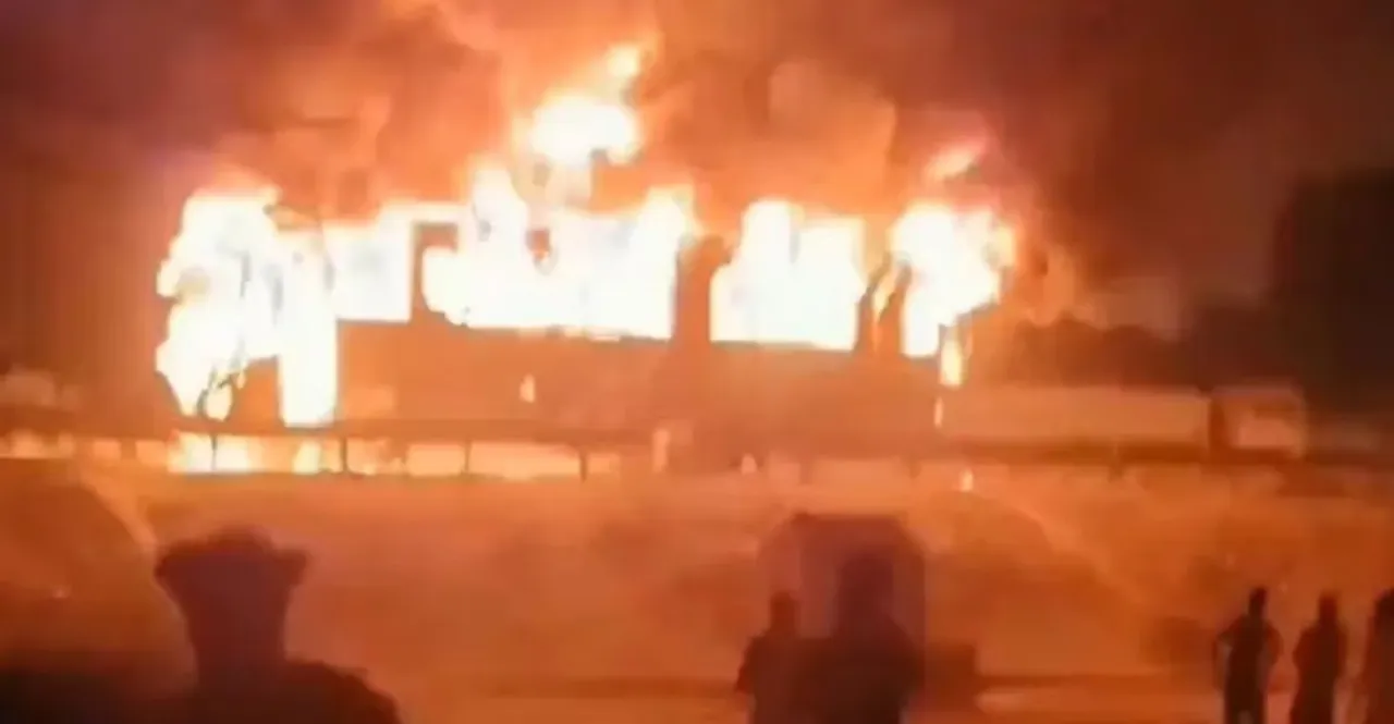 bus fire Untitled.d0.jpg