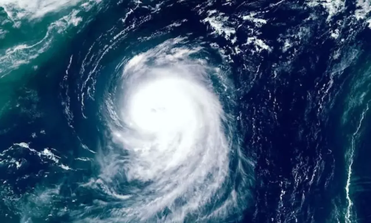 2119791-cyclone-midhili-formed-in-bay-of-bengal.webp