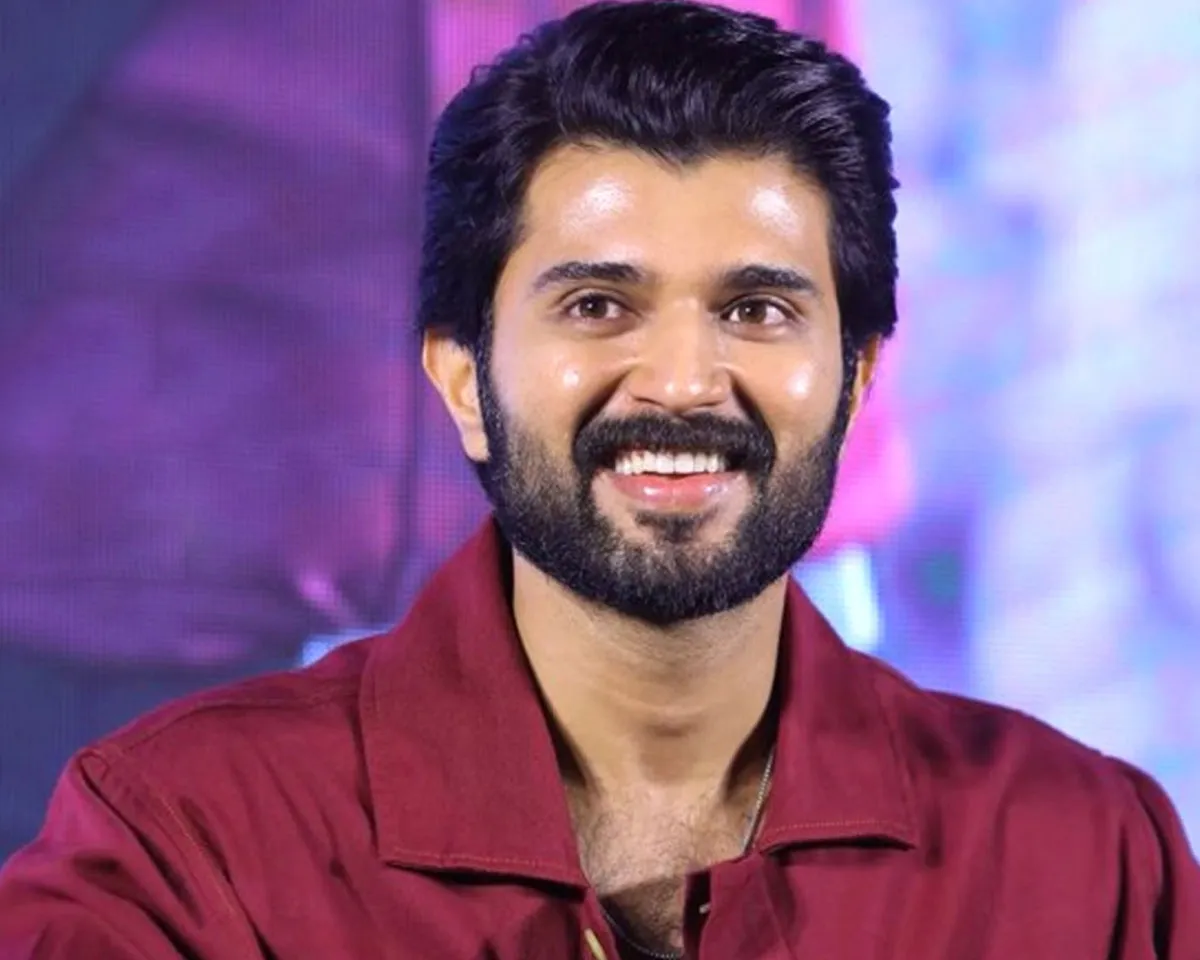 vijay devarkonda award.jpg
