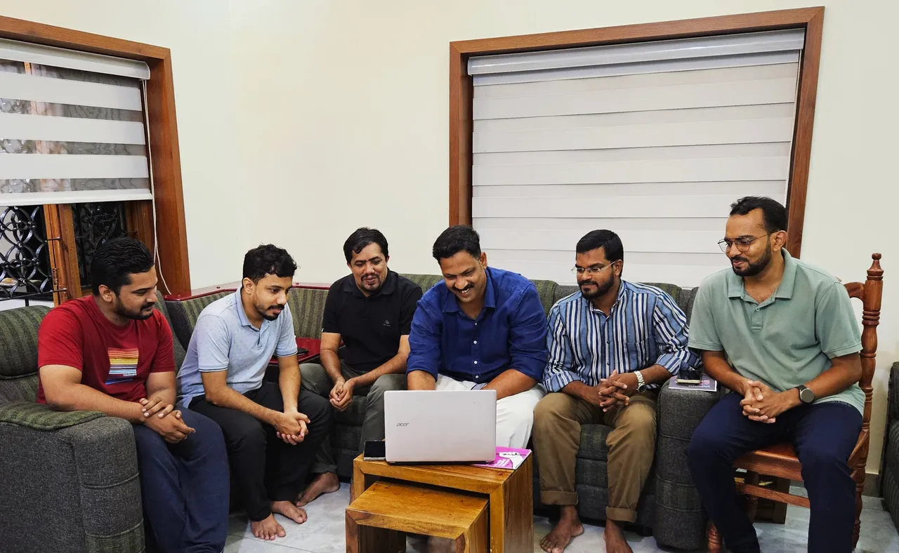 rtyuikjhgtyuiiuytrtyui