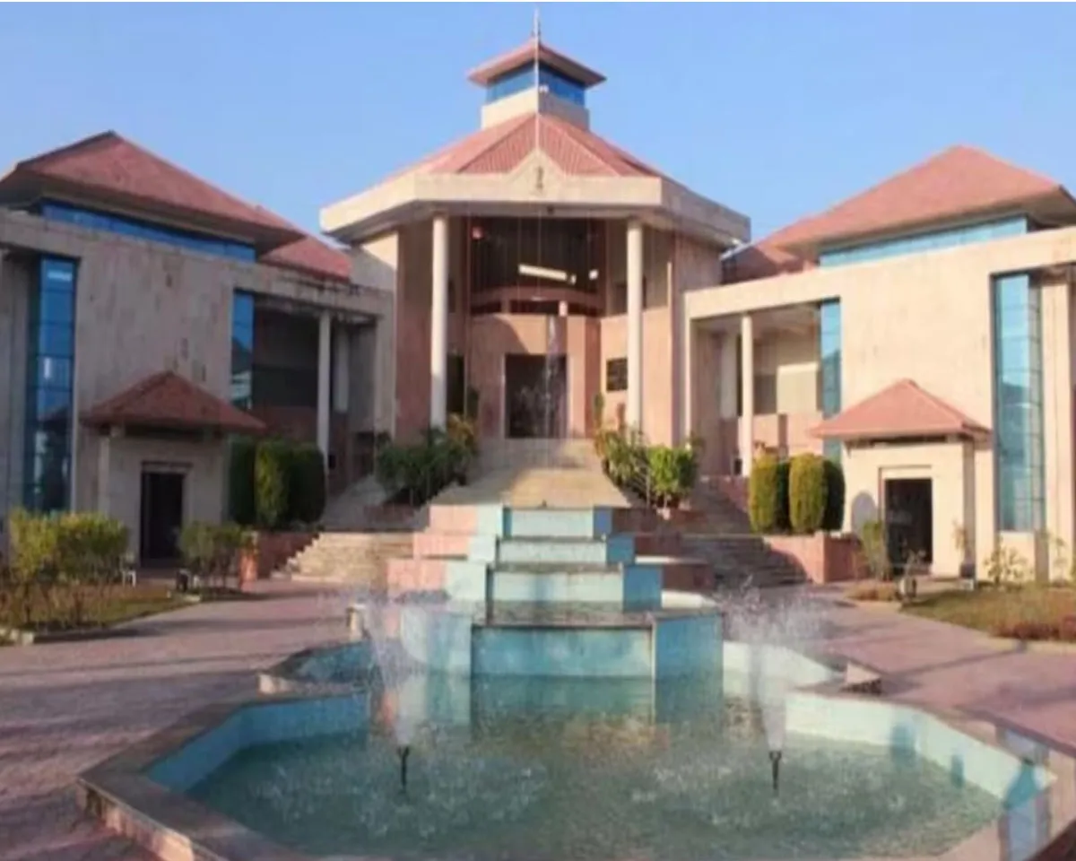 manipur court.jpg