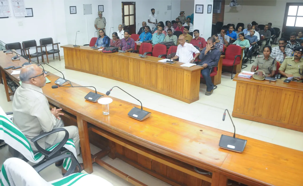 a abdul hakkim sitting