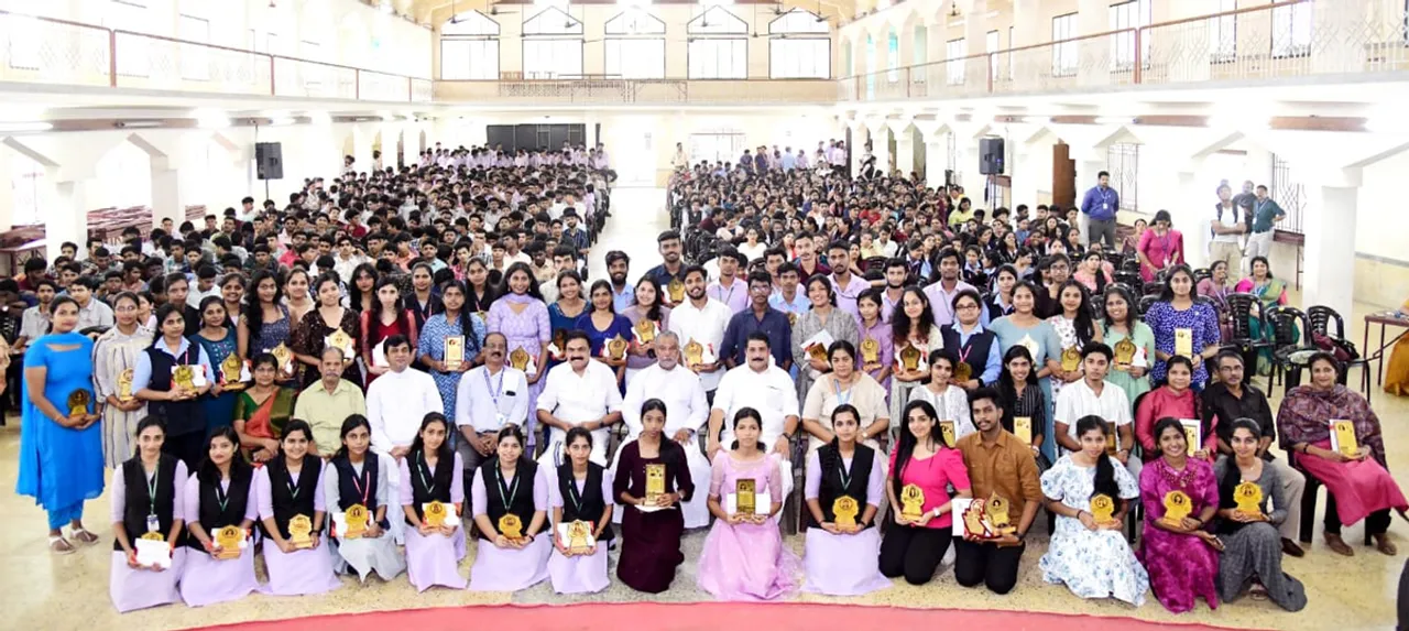 mar augustinose college merit day