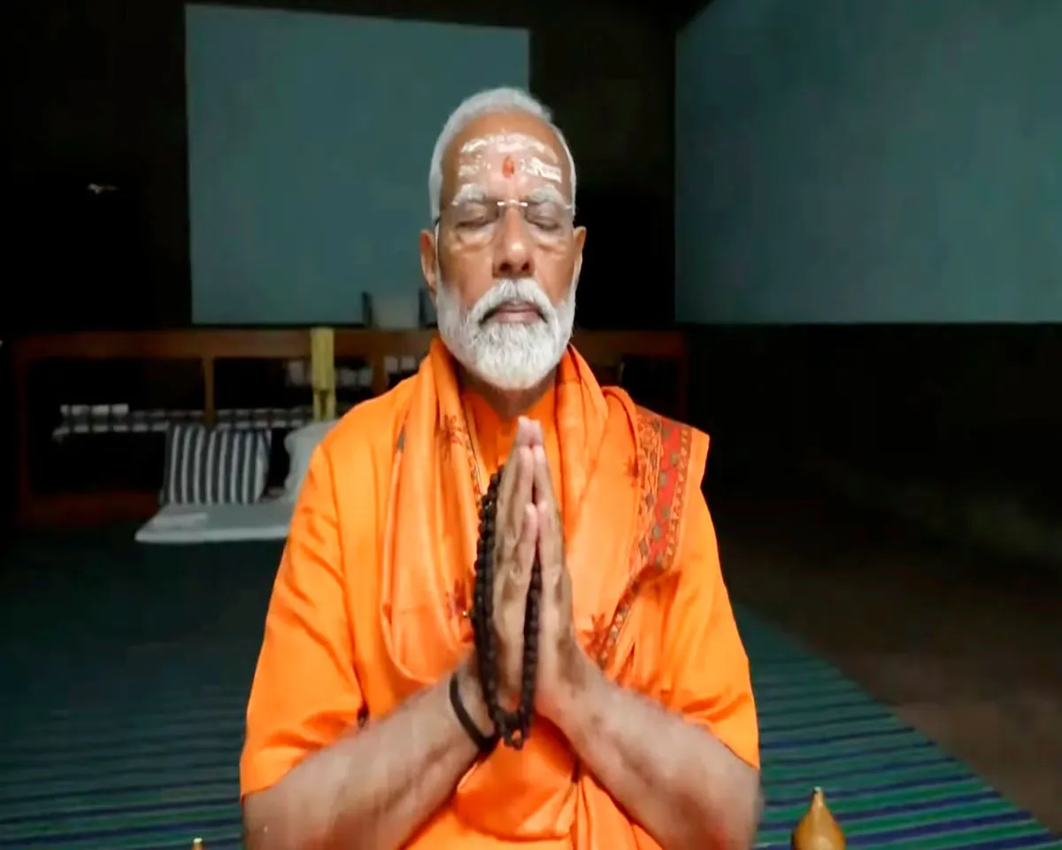 modi meditation.jpg