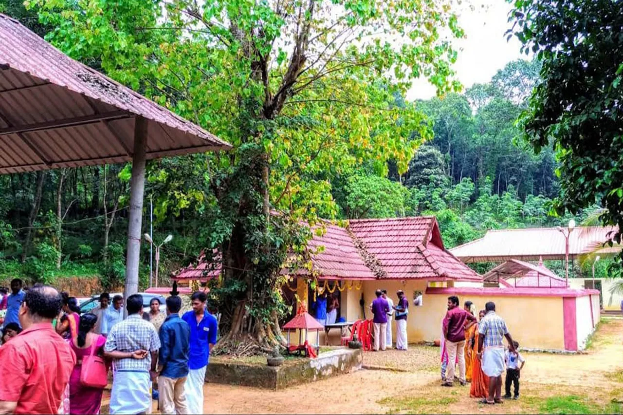 marangattupalli cheradikavu temle